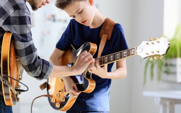 How to Play Guitar for Beginners